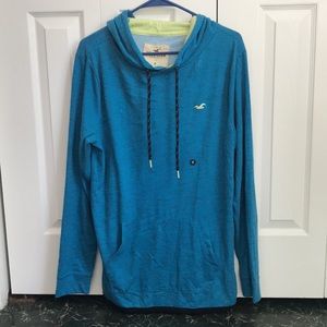 HOLLISTER HOODIE (SHOOT ME OFFERS)